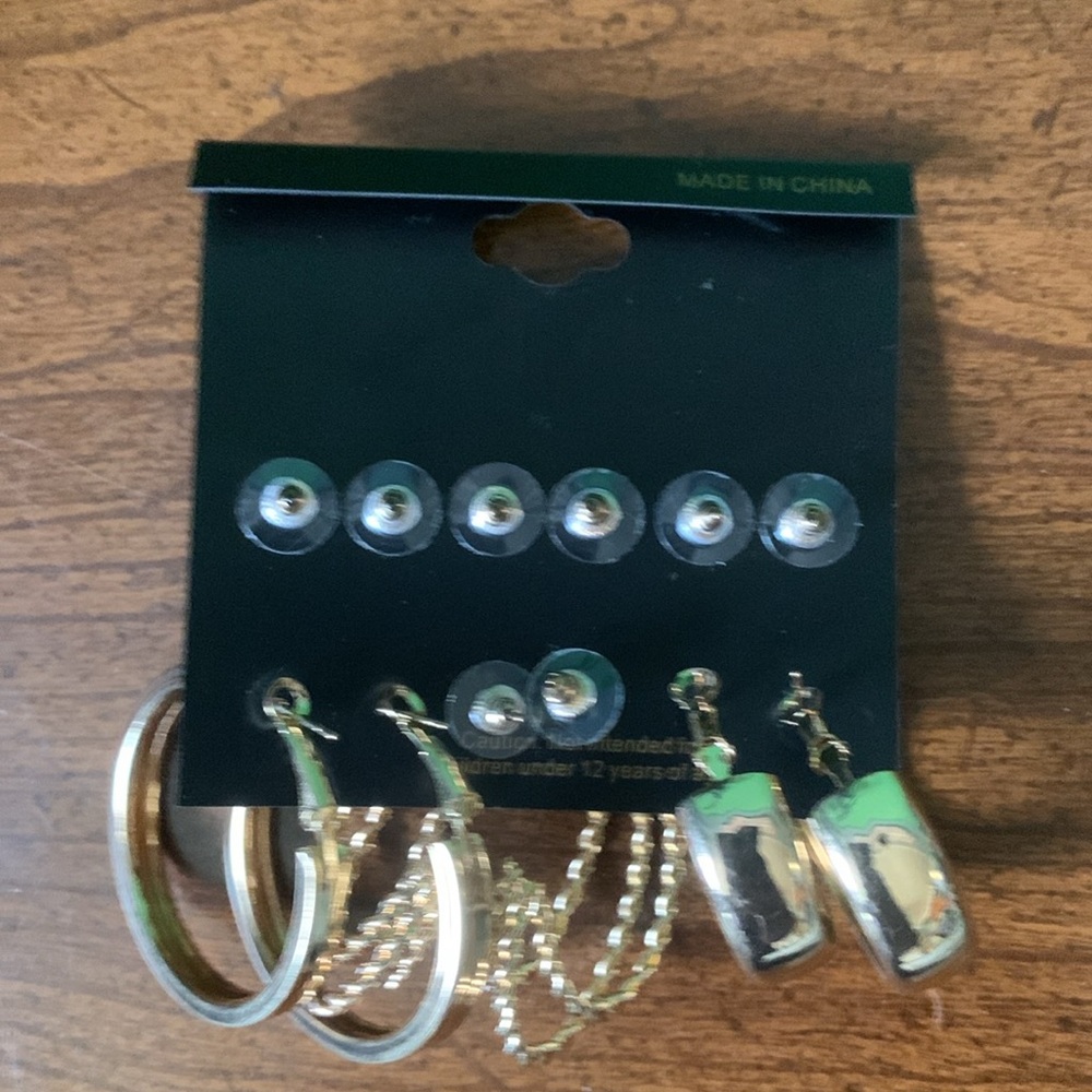 *5/$5* NWOT Couture Gems 6pc Fashion Variety Earring set - Picture 5 of 5